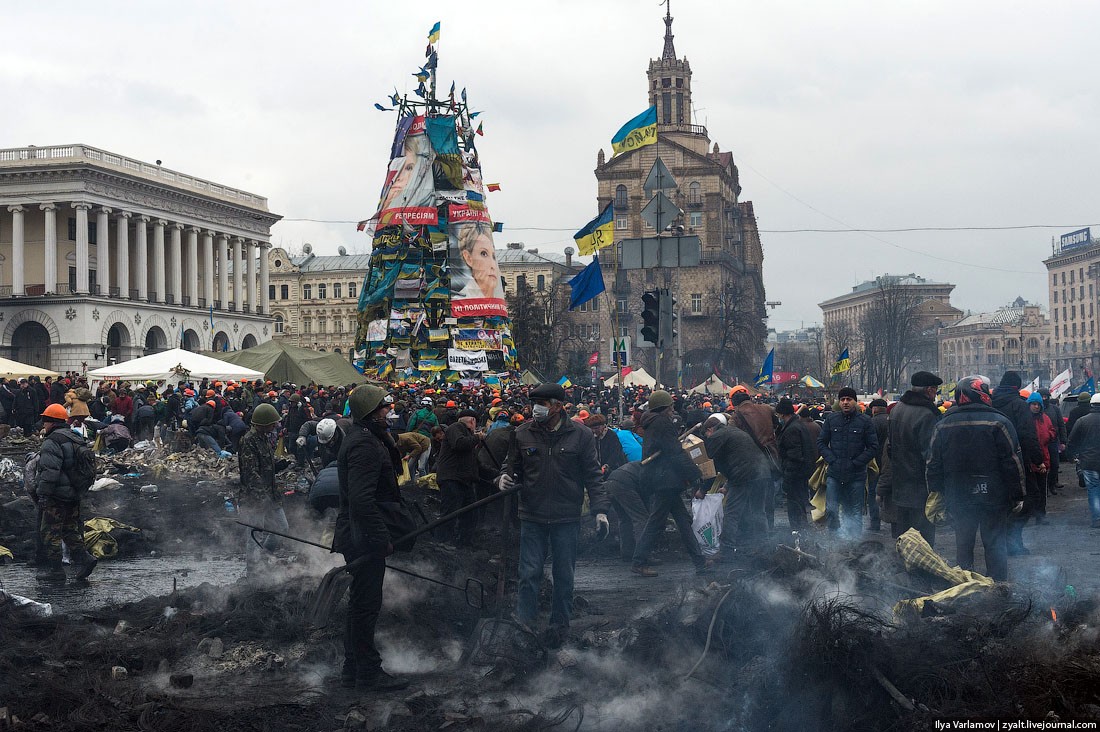 Киев площадь независимости Евромайдан. Площадь независимости Киев 2014. Евромайдан 2014.